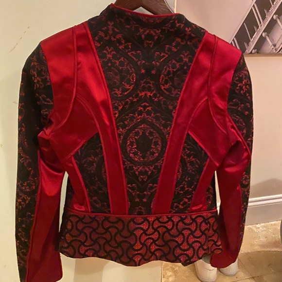 Meet your Posher, Yoli - Picture 2 of 2